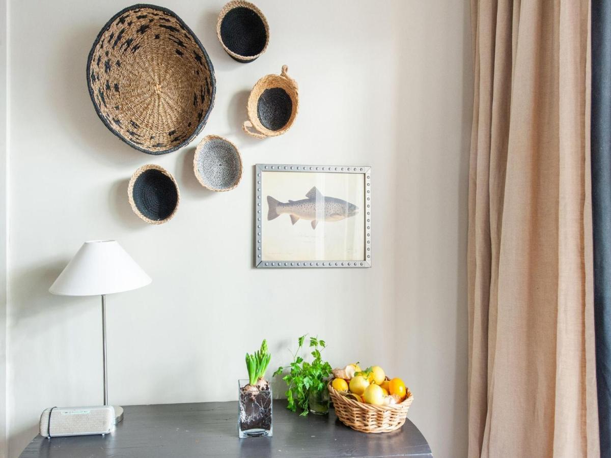 Nice Apartment In Menton With Balcony Terrace Buitenkant foto